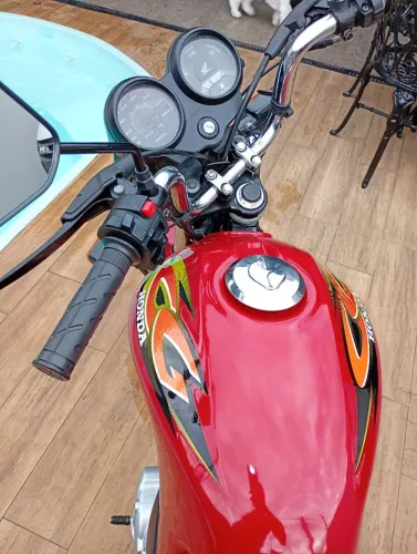 Titan 125 KS