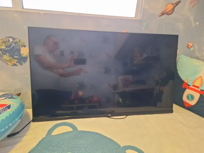 TV smart tcl 40 " com defeito