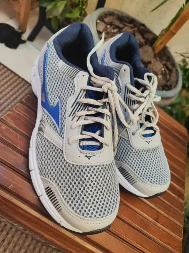 Tênis mizuno 39 novo
