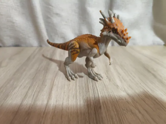 Dracorex Attack Pack da linha Jurassic World Dino Rivals da Mattel.