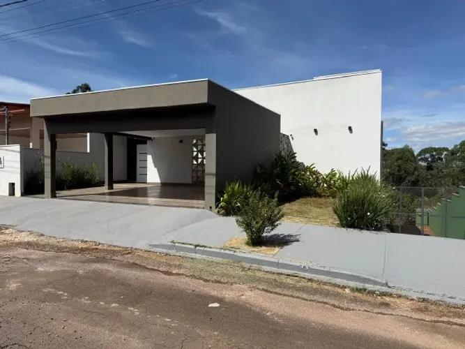 Locação mobiliada em condomínio de alto padrão em Araxá