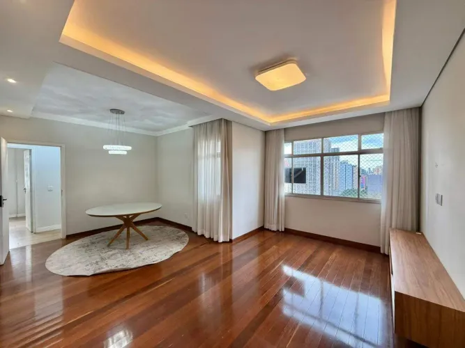Apartamento 4 quartos Lourdes