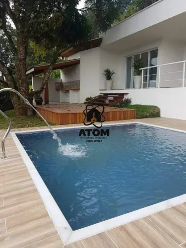 Casa estilo Chácara para Venda no Condomínio Chácaras Cataguá -Taubaté