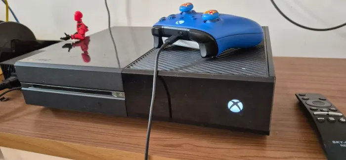 Xbox one fat 500gb +assassin's Creed  black flag