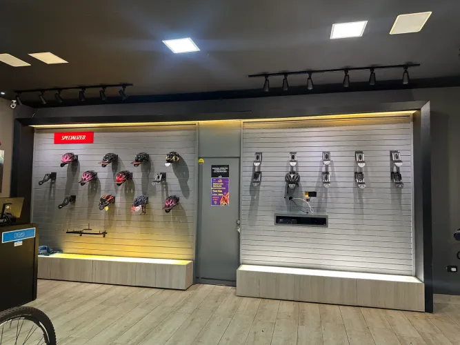 Venda de estrutura de loja pronta para loja comercial