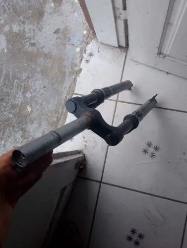 Garfo suspensão