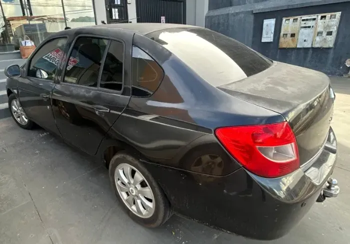 Renault Symbol Privilège Hi-flex 1.6 16V 4P 2013