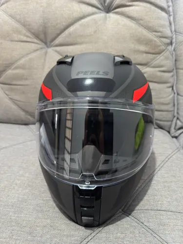 Capacete peels 