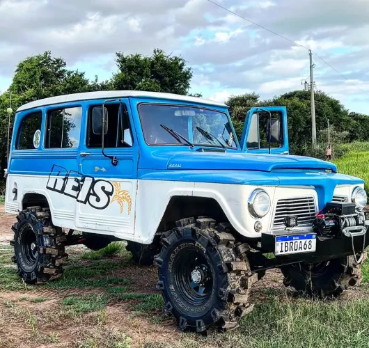 Willys Overland Jeep 2.6 12V Gasolina 2P 1974
