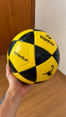 Bola Topper Futevôlei Seminova - 2 Dias de Uso - R$ 120