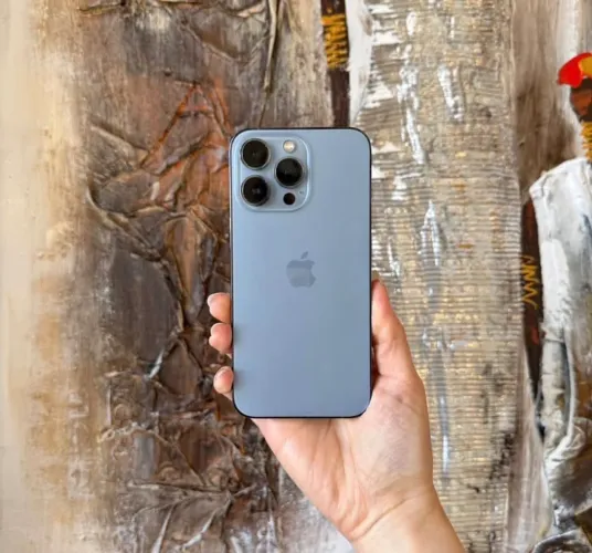 iPHONE 13 PRO