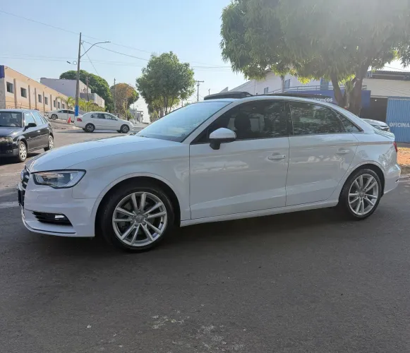 Audi A3 Sed.1.8/1.8 Ambit.16v TB FSI S-tronic 2015