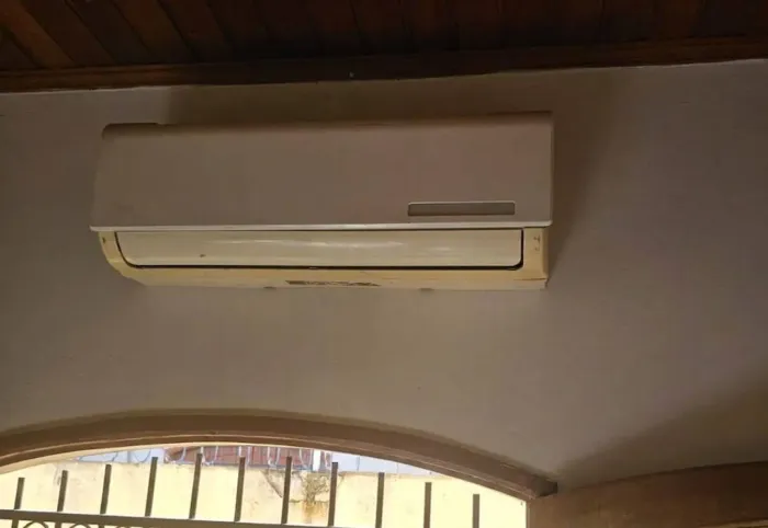 Ar Condicionado Midea Split (Completo + Controle) - Excelente Estado!