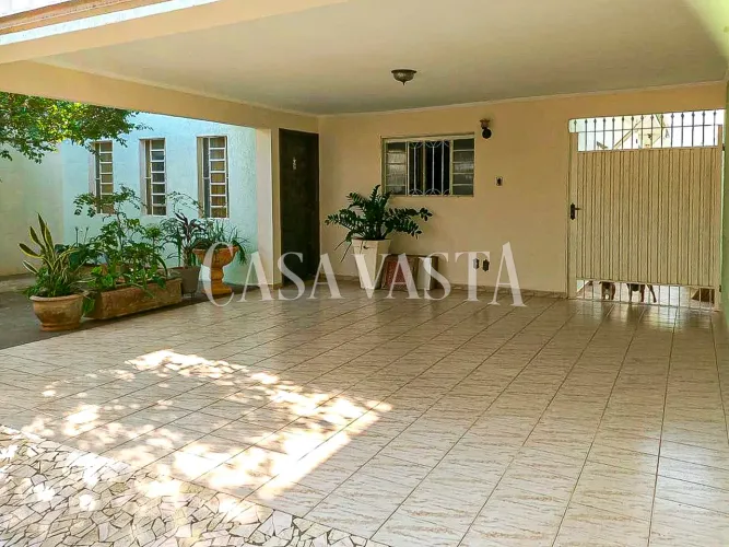 Casa á venda, 05 quartos, Bairro Planalto