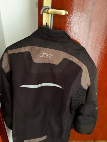 2 jaquetas de moto - Feminina e Masculina
