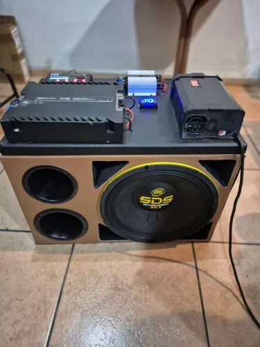 Caixa trio 15" sds 3k3