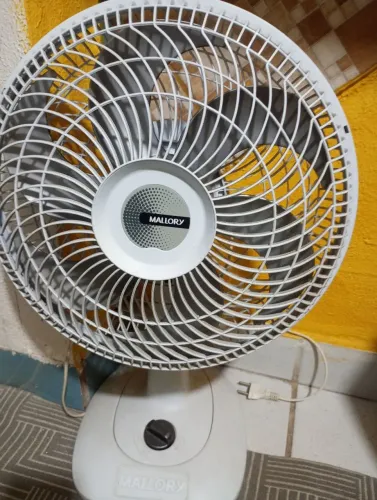 Vendo ventilador 30 cm Mallory