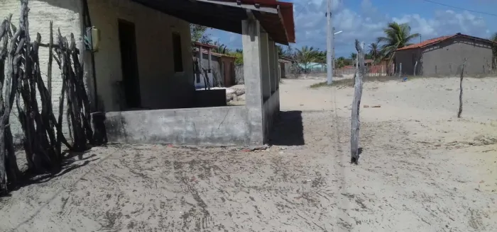 ? VENDE-SE CASA DE PRAIA - ÓTIMA OPORTUNIDADE