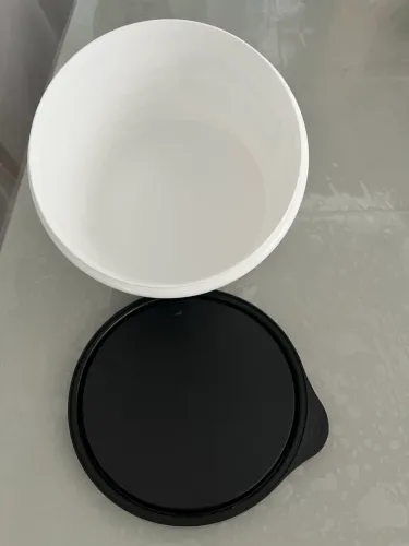 Pote tupperware seminovo AÇÚCAR 