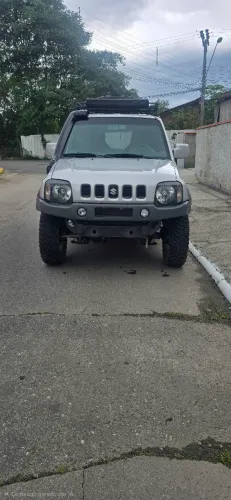 Parachoque  suzuki jimny em fibra ja pintado 4all 2012