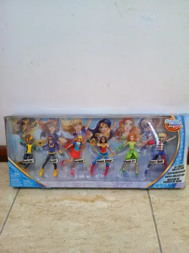 DC Super Hero Girls Ultimate Collection 6-Pack