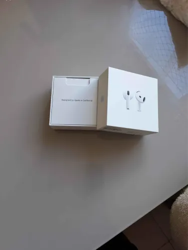 AIRPODS 4 ótimo estado!