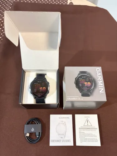 Garmin Forerunner 570/ 47 mm - NOVO