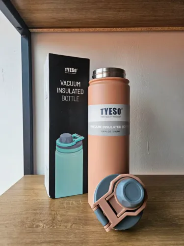 Garrafa Térmica Tyeso 750ml - Original nova na caixa