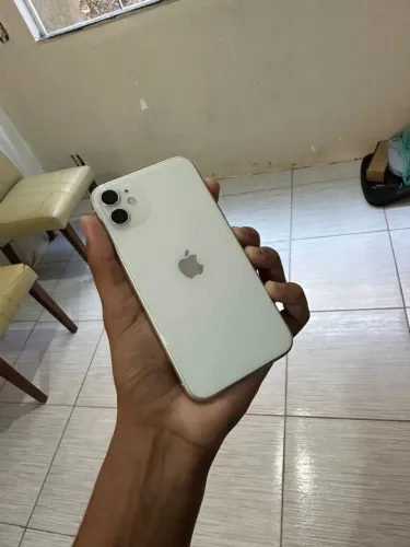 Vendo um iphone 11