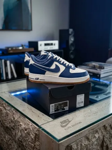 Tênis Nike Air Force 1 College Pack Midnight Navy - DQ7659-101 N°41