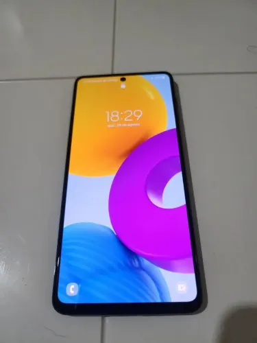 Celular Samsung M52 5g 128gb NFC