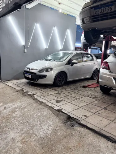 Fiat Punto Attractive Italia 1.4 F.flex 8V 5P 2015