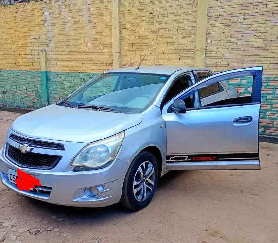 Carro Chevrolet Cobalto 2013 LS 1.4 