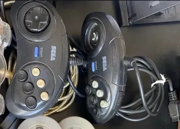 Lote 5 controles paralelos mega drive leia anúncio