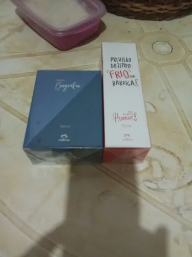 Perfumes Biografia e humor