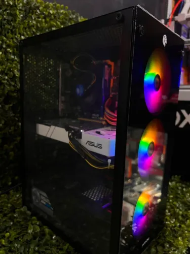 Pc gamer de entrada / core i3 / 16 gigas / gtx 960ti/ ssd 240/ Windows 11 pro