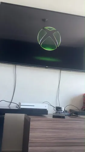 Xbox One S 1TB Impecável - Testo na hora + Controle Original (Preço pra Sair Hoje! )
