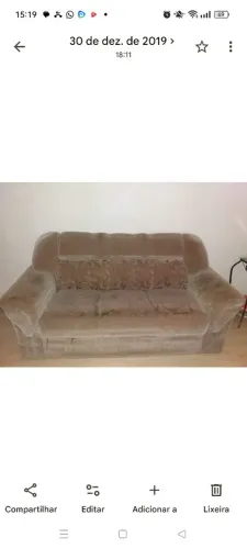 Vendo sofá de 3 lugares