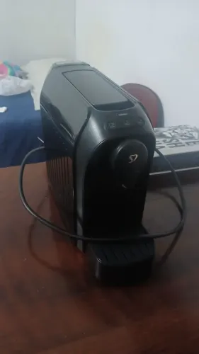 Cafeteira Semi nova 3 Corações