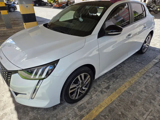 Peugeot 208 Griffe 1.6 Flex 16V 5P Aut. 2021