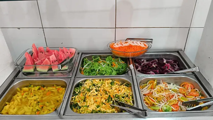 VAGA PARA BALCONISTA EM RESTAURANTE