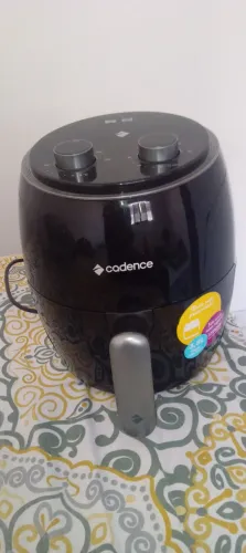 Fritadeira Cadence Sem Óleo Super Cook Fryer 3,8L de Capacidade 220V