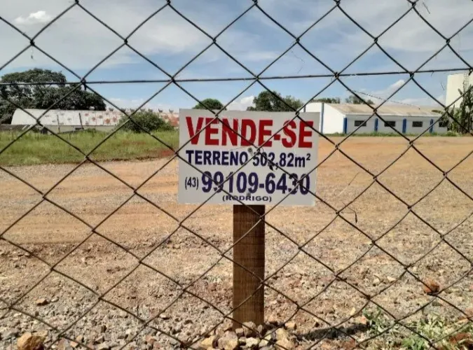LOTE URBANO DE TERRAS