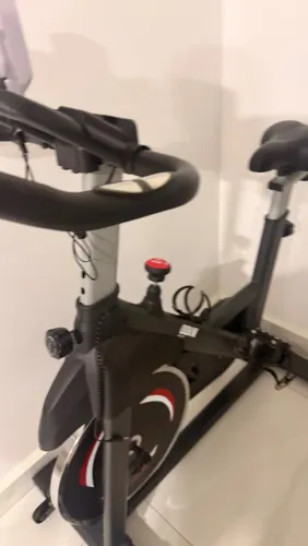 Bicicleta Ergométrica Para Spinning Mecânica 8kg Odin Fit Cor Preto/Vermelho