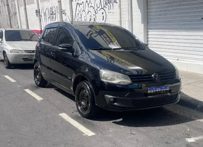 Volkswagen Fox 1.6 MI Total Flex 8V 5P 2013