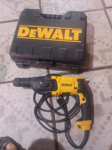 Vendo furadeira martelete 