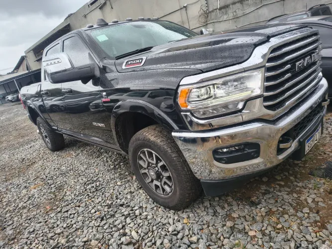 Ram 3500 Limited Longhorn 6.7 TB CD Diesel 2024