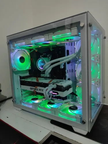 PC GAMER RYZEN 7 32GB 5700X3D ACEITO TROCAS