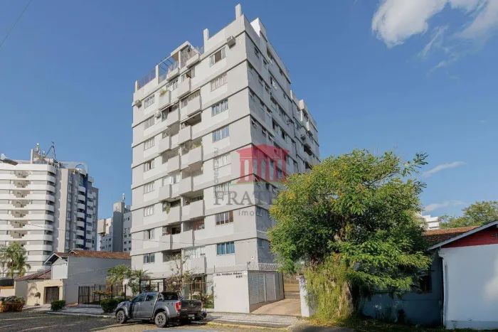 Apartamento com 2 dormitórios à venda, 92 m² por R$ 480.000,00 - Anita Garibaldi - Joinvil
