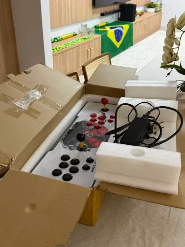 ? Fliperama Arcade 2 Jogadores - Mais de 3.000 Jogos - Estado de Novo